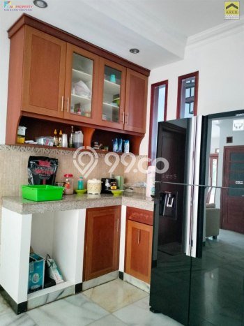 Dijual Rumah Luas Megah Dengan View Cantik di Cibubur, Jakarta Timur Dijual Rumah Luas Megah Dengan View Cantik di Cibubur, Jakarta Timur