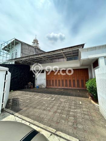 Ready to Use! Luxury House LT 880m2 Desain Elegan di Rawamangun Ready to Use! Luxury House LT 880m2 Desain Elegan di Rawamangun