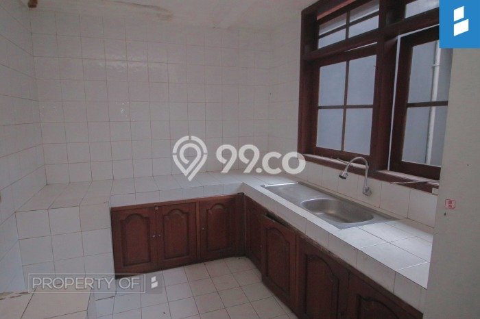 Rumah Modern 9 KT di Sukaluyu Bandung Semi Furnished Rumah Modern 9 KT di Sukaluyu Bandung Semi Furnished