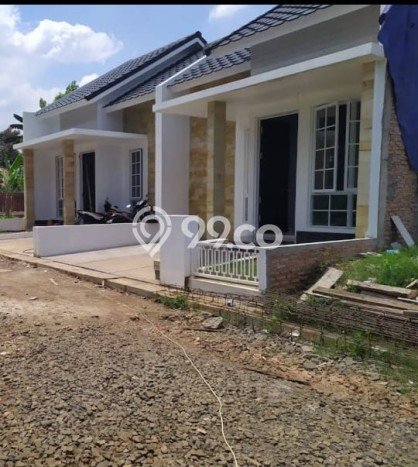 Rumah Modern Minimalis 2 KT Siap Huni di Cimanggis Rumah Modern Minimalis 2 KT Siap Huni di Cimanggis