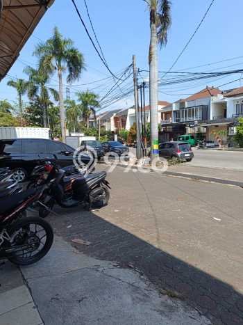 Ruko Kawasan Arcamanik, Luas 240m2m², Area Komersial, Akses Arcamanik, Bandung, Bandung Ruko Kawasan Arcamanik, Luas 240m2m², Area Komersial, Akses Arcamanik, Bandung, Bandung
