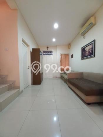 Rumah Mewah LB 140m2 Siap Pakai Desain Elegan di Puri Mansion, Jakarta Barat Rumah Mewah LB 140m2 Siap Pakai Desain Elegan di Puri Mansion, Jakarta Barat