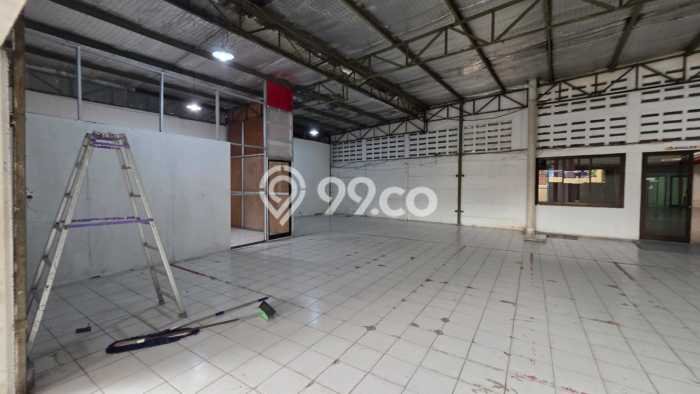 Gudang disewakan lokasi strategis Cipondoh Tangerang 1000m2 Gudang disewakan lokasi strategis Cipondoh Tangerang 1000m2