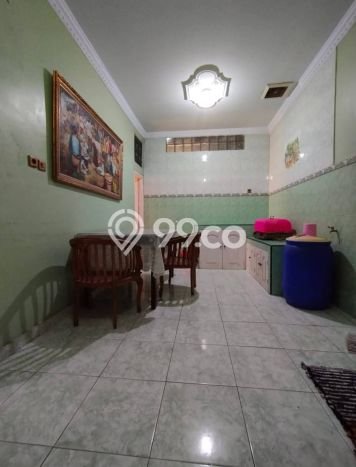 Dijual Kost di Kawasan Pesanggrahan, Jakarta Selatan, Spesifikasi 10 KT, 6 KM, 200m2 Dijual Kost di Kawasan Pesanggrahan, Jakarta Selatan, Spesifikasi 10 KT, 6 KM, 200m2