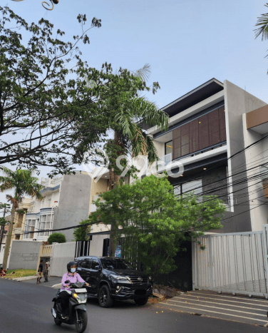 Jual Rumah Luas Elegan Dengan View Cantik di Pegadungan, Jakarta Barat Jual Rumah Luas Elegan Dengan View Cantik di Pegadungan, Jakarta Barat