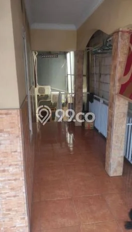 Dijual Kost di Kawasan Pesanggrahan, Jakarta Selatan, Spesifikasi 10 KT, 6 KM, 200m2 Dijual Kost di Kawasan Pesanggrahan, Jakarta Selatan, Spesifikasi 10 KT, 6 KM, 200m2