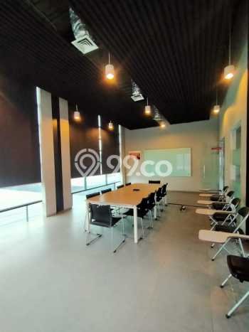 Lokasi Strategis! Dijual Kantor Bisnis di Kebayoran Lama, Jakarta Selatan Kondisi Baik Lokasi Strategis! Dijual Kantor Bisnis di Kebayoran Lama, Jakarta Selatan Kondisi Baik