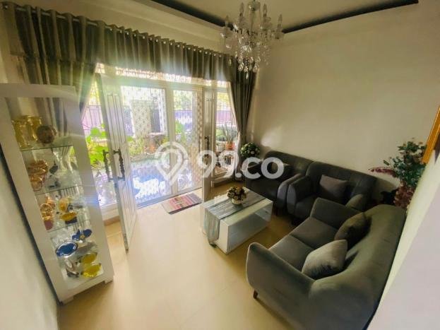 Hunian Elit LB 600m2 Siap Pakai Desain Elegan di Modernland, Tangerang Hunian Elit LB 600m2 Siap Pakai Desain Elegan di Modernland, Tangerang