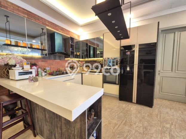For Sale! Luxury House LT 300m2 Desain Modern di Alam Sutera For Sale! Luxury House LT 300m2 Desain Modern di Alam Sutera
