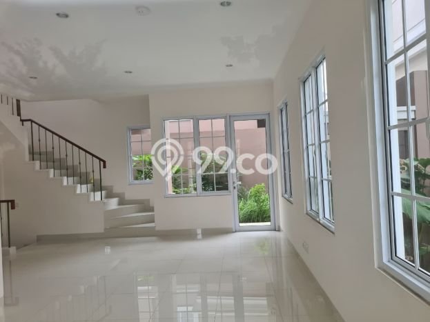 Rumah Elit Modern Tanpa Renovasi di Gading Serpong Tangerang Rumah Elit Modern Tanpa Renovasi di Gading Serpong Tangerang