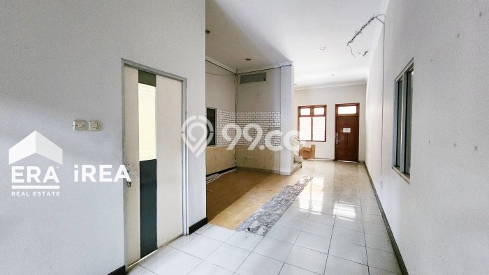 Komersial For Rent di Jaten, Luas 400m2m², Lokasi Bisnis, Akses Utama Komersial For Rent di Jaten, Luas 400m2m², Lokasi Bisnis, Akses Utama