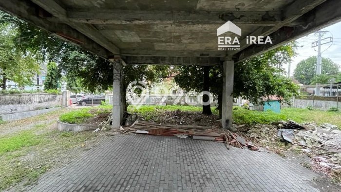 Komersial Area Komersial Kawasan Gondokusuman, Luas 6000m², Jalan Utama Komersial Area Komersial Kawasan Gondokusuman, Luas 6000m², Jalan Utama