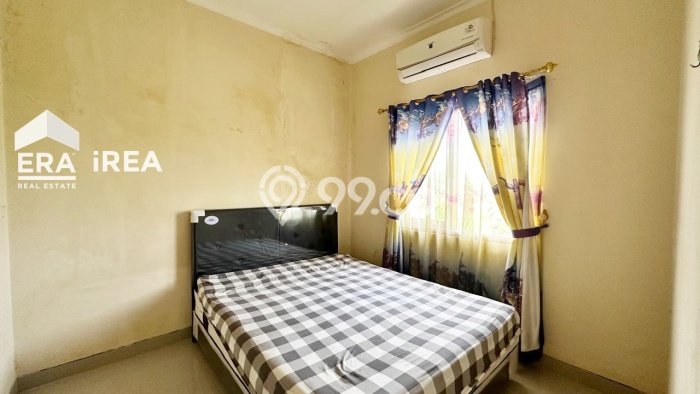 Jual Rumah Bagus Siap Huni LB 180m2 di Colomadu, Karanganyar Jual Rumah Bagus Siap Huni LB 180m2 di Colomadu, Karanganyar