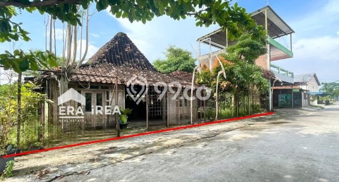 Area Ramai! Komersial Dijual di Ngemplak untuk Bisnis Luas Bangunan 500m2 Area Ramai! Komersial Dijual di Ngemplak untuk Bisnis Luas Bangunan 500m2