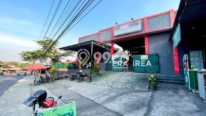 Aset Investasi! Rumah Kost Dijual di Sambi, Boyolali, 31 KT, 27 KM, Luas 800m2 Aset Investasi! Rumah Kost Dijual di Sambi, Boyolali, 31 KT, 27 KM, Luas 800m2
