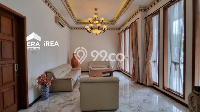 Best Deal Hunian Mewah Ideal dan Luas di Laweyan, Surakarta Best Deal Hunian Mewah Ideal dan Luas di Laweyan, Surakarta