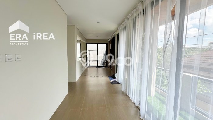 Rumah Modern Minimalis 4 KT Bisa Langsung Pindah di Colomadu Rumah Modern Minimalis 4 KT Bisa Langsung Pindah di Colomadu