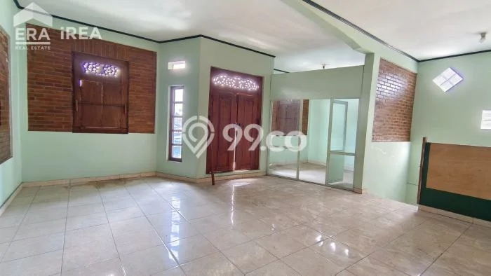 Ruko For Rent Kawasan , Luas 250m2m², Lokasi Premium, Ready Operasi Ruko For Rent Kawasan , Luas 250m2m², Lokasi Premium, Ready Operasi
