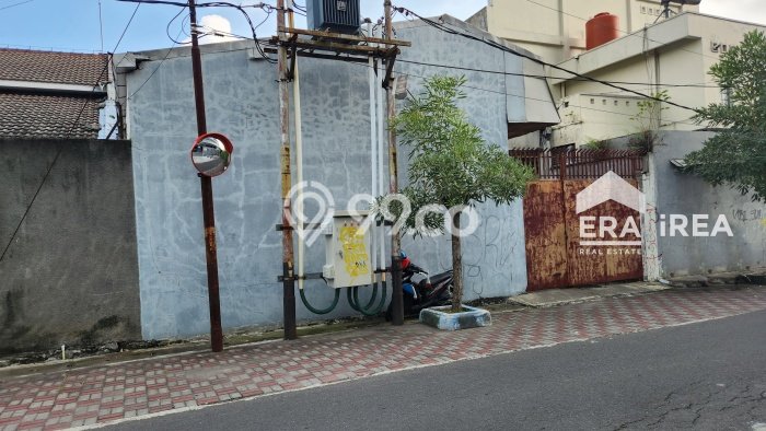 Unit Gudang Disewa Lokasi Jebres, Solo Spesifikasi Luas Bangunan 282m2 Unit Gudang Disewa Lokasi Jebres, Solo Spesifikasi Luas Bangunan 282m2
