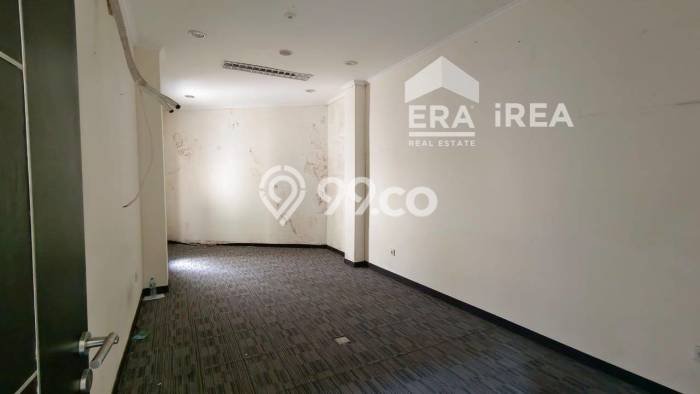 SEWA TERJANGKAU! Komersial di Wates, Luas 274m2m², Lokasi Komersial SEWA TERJANGKAU! Komersial di Wates, Luas 274m2m², Lokasi Komersial