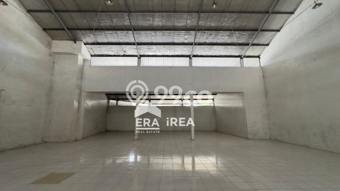 Gudang Dijual Lokasi Emas di Serengan Luas 400m2 Gudang Dijual Lokasi Emas di Serengan Luas 400m2