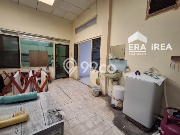 Komersial Dijual Lokasi Emas di Sleman Luas 300m2 Komersial Dijual Lokasi Emas di Sleman Luas 300m2