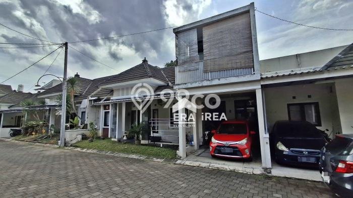 For Sale Hunian Rumah Terawat 4 KT di Sleman, Yogyakarta For Sale Hunian Rumah Terawat 4 KT di Sleman, Yogyakarta