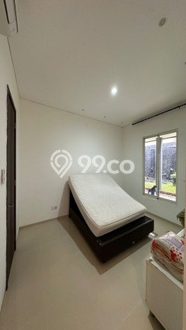 Rumah Disewakan Jakarta Selatan LT 265m2 LB 300m2 Kawasan Lebak Bulus Rumah Disewakan Jakarta Selatan LT 265m2 LB 300m2 Kawasan Lebak Bulus