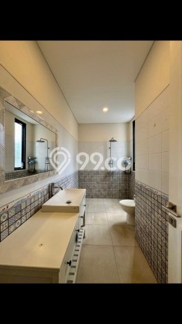 For Sale! Luxury House LT 326m2 Desain Elegan di Cipete For Sale! Luxury House LT 326m2 Desain Elegan di Cipete