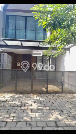 Disewakan! Rumah 4 Kamar Tidur &
4 Kamar Mandi di Lebak Bulus, Jakarta Selatan Disewakan! Rumah 4 Kamar Tidur &
4 Kamar Mandi di Lebak Bulus, Jakarta Selatan
