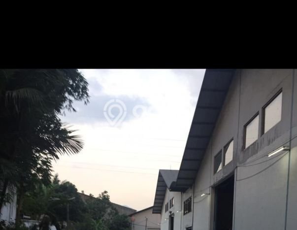 Pabrik Dijual di Bandung LT 9870m2 & LB 3500m2 Lokasi Terbaik! Pabrik Dijual di Bandung LT 9870m2 & LB 3500m2 Lokasi Terbaik!
