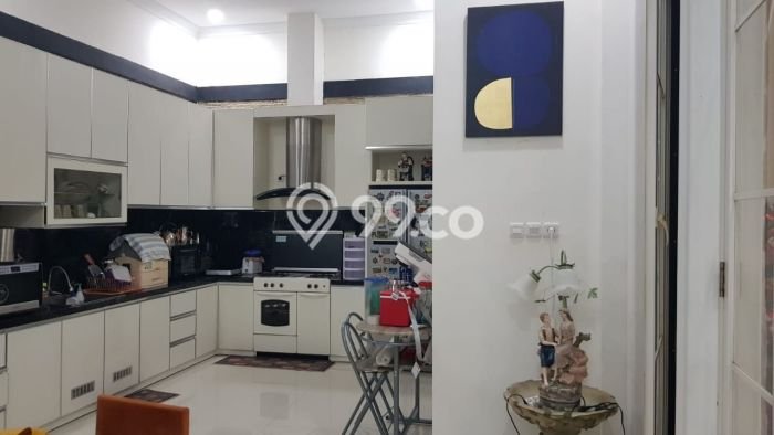 Ready to Use! Luxury House LT 328m2 Desain Modern di Hertasning Ready to Use! Luxury House LT 328m2 Desain Modern di Hertasning