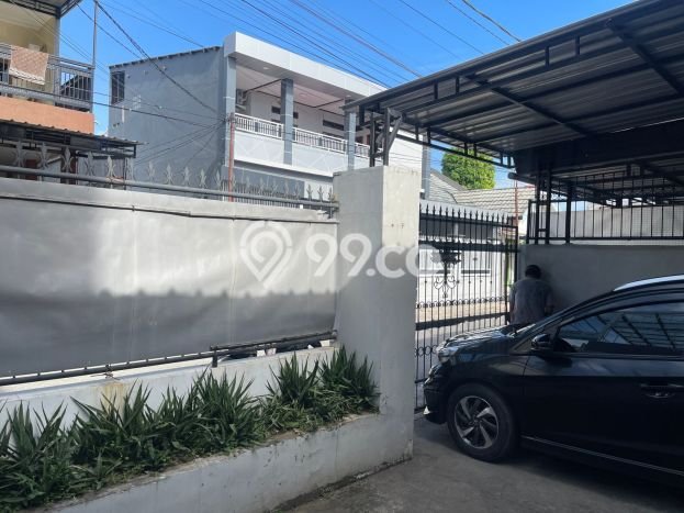 HOT DEAL! Jual Rumah Berkualitas area , Makassar, Luas Tanah 111m2m² Luas Bangunan 83m2m² HOT DEAL! Jual Rumah Berkualitas area , Makassar, Luas Tanah 111m2m² Luas Bangunan 83m2m²