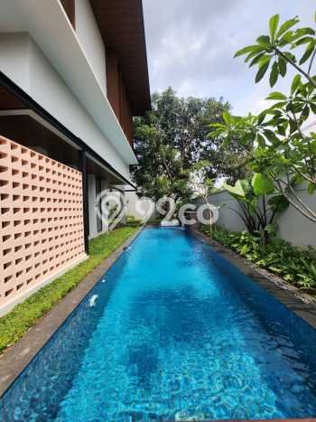 Rumah Luxury Modern Siap Huni di Cipete Jakarta Selatan Rumah Luxury Modern Siap Huni di Cipete Jakarta Selatan