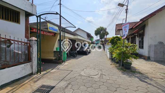 Rumah Mewah Dijual LT 321m2 di Gondokusuman, Yogyakarta Rumah Mewah Dijual LT 321m2 di Gondokusuman, Yogyakarta