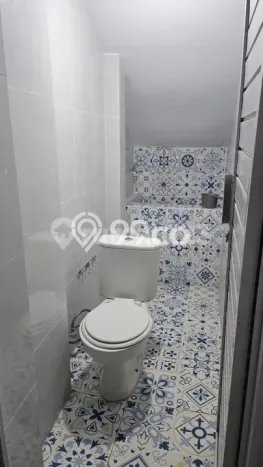 Disewakan Ruko komersial di Gamping luas bangunan 390m2 Disewakan Ruko komersial di Gamping luas bangunan 390m2