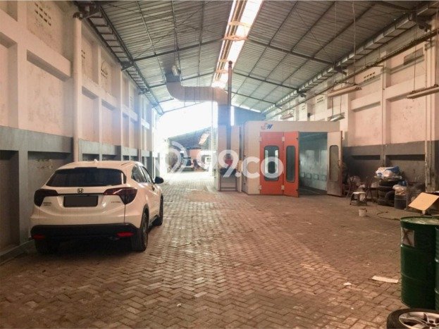 Area Ramai! Gudang Dijual di Kasihan untuk Bisnis Luas Bangunan 2000m2 Area Ramai! Gudang Dijual di Kasihan untuk Bisnis Luas Bangunan 2000m2