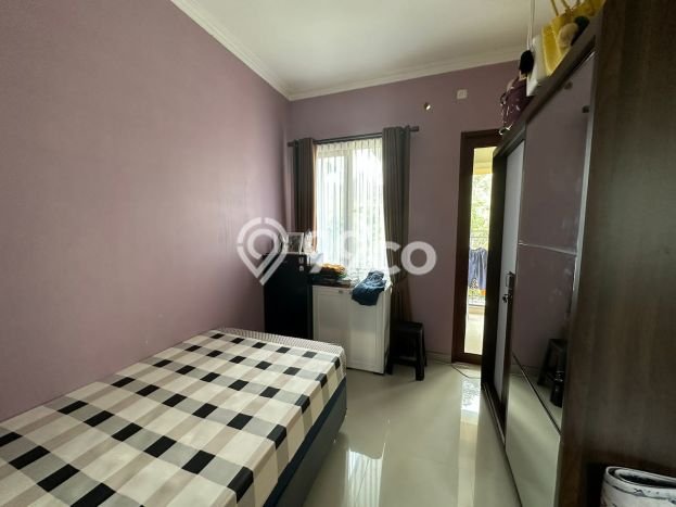 Rumah Strategis Modern Lb 150m2 di Depok, Sleman Rumah Strategis Modern Lb 150m2 di Depok, Sleman