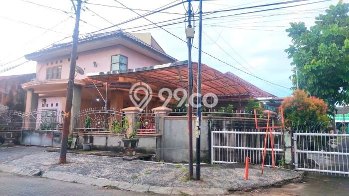 Jual Rumah Favorit Siap Huni LB 288m2 di Karang Tengah, Tangerang Jual Rumah Favorit Siap Huni LB 288m2 di Karang Tengah, Tangerang