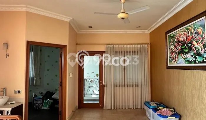 For Sale! Premium House LT 333m2 Desain Modern di Permata Buana For Sale! Premium House LT 333m2 Desain Modern di Permata Buana