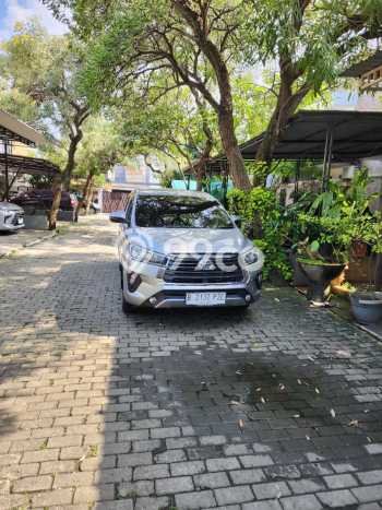 Jual Rumah Modern 4 KT di Meruya, Jakarta Barat Jual Rumah Modern 4 KT di Meruya, Jakarta Barat