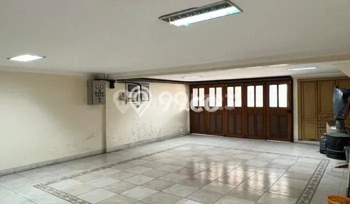 For Sale! Premium House LT 333m2 Desain Modern di Permata Buana For Sale! Premium House LT 333m2 Desain Modern di Permata Buana