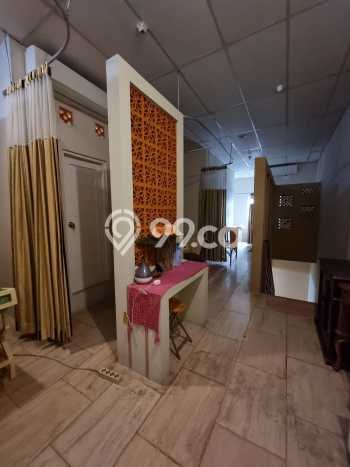 Unit Ruko Dijual di Jakarta Pusat LT 101m2 & LB 400m2 Unit Ruko Dijual di Jakarta Pusat LT 101m2 & LB 400m2