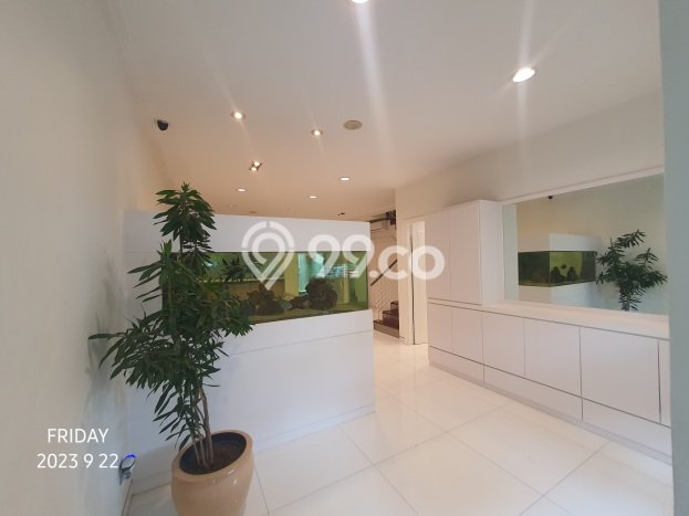 Rumah Mewah Siap Huni LT 140m2 di Kelapa Gading, Jakarta Utara Rumah Mewah Siap Huni LT 140m2 di Kelapa Gading, Jakarta Utara