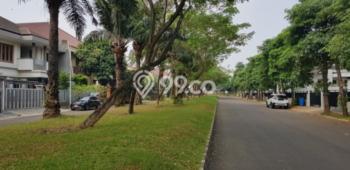 Rumah Luxury Modern Tanpa Renovasi di Tb Simatupang Jakarta Selatan Rumah Luxury Modern Tanpa Renovasi di Tb Simatupang Jakarta Selatan