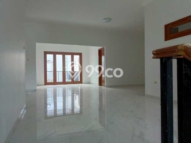 For Sale! Luxury House LT 240m2 Desain Elegan di Cinere For Sale! Luxury House LT 240m2 Desain Elegan di Cinere