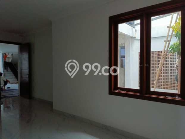 For Sale! Luxury House LT 240m2 Desain Elegan di Cinere For Sale! Luxury House LT 240m2 Desain Elegan di Cinere