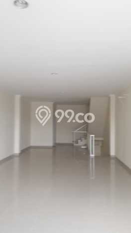 Ruko Dijual di Jakarta Selatan LT 68m2 & LB 200m2 Lokasi Terbaik! Ruko Dijual di Jakarta Selatan LT 68m2 & LB 200m2 Lokasi Terbaik!