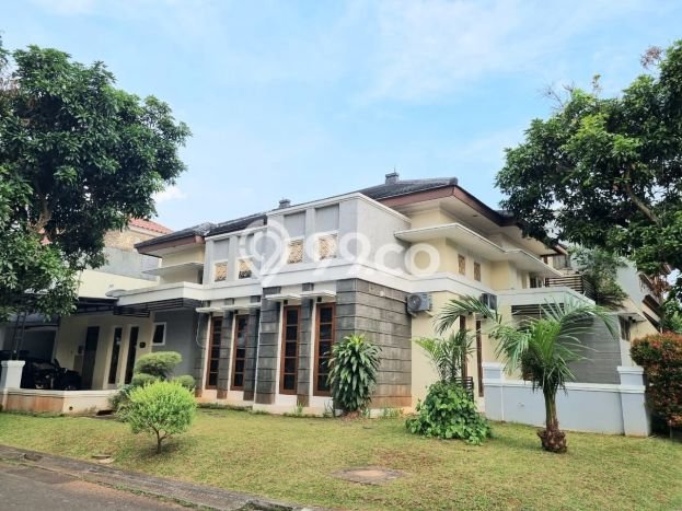 Rumah Mewah LB 260m2 Siap Huni Desain Elegan di Sektor 9-Bintaro, Tangerang Selatan Rumah Mewah LB 260m2 Siap Huni Desain Elegan di Sektor 9-Bintaro, Tangerang Selatan