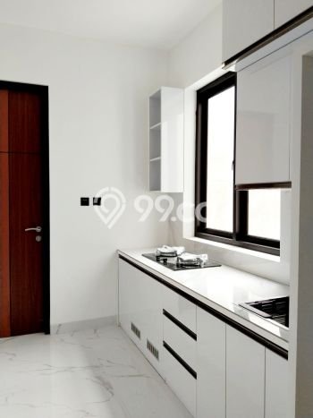 Disewakan! Rumah 4 Kamar Tidur &
3 Kamar Mandi di BSD City, Tangerang Disewakan! Rumah 4 Kamar Tidur &
3 Kamar Mandi di BSD City, Tangerang